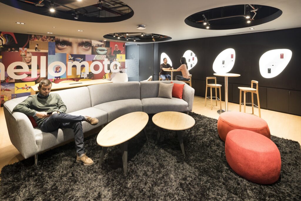 Iluminación Oficinas Lenovo 02