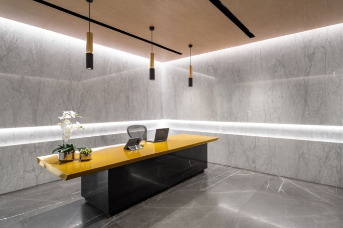 Cinta LED de 5mm oficina cerrada