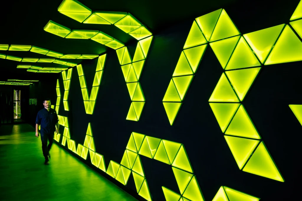 Iluminación proyectos globant cortezza 30