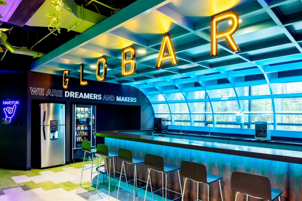 Iluminación proyectos globant cortezza 32