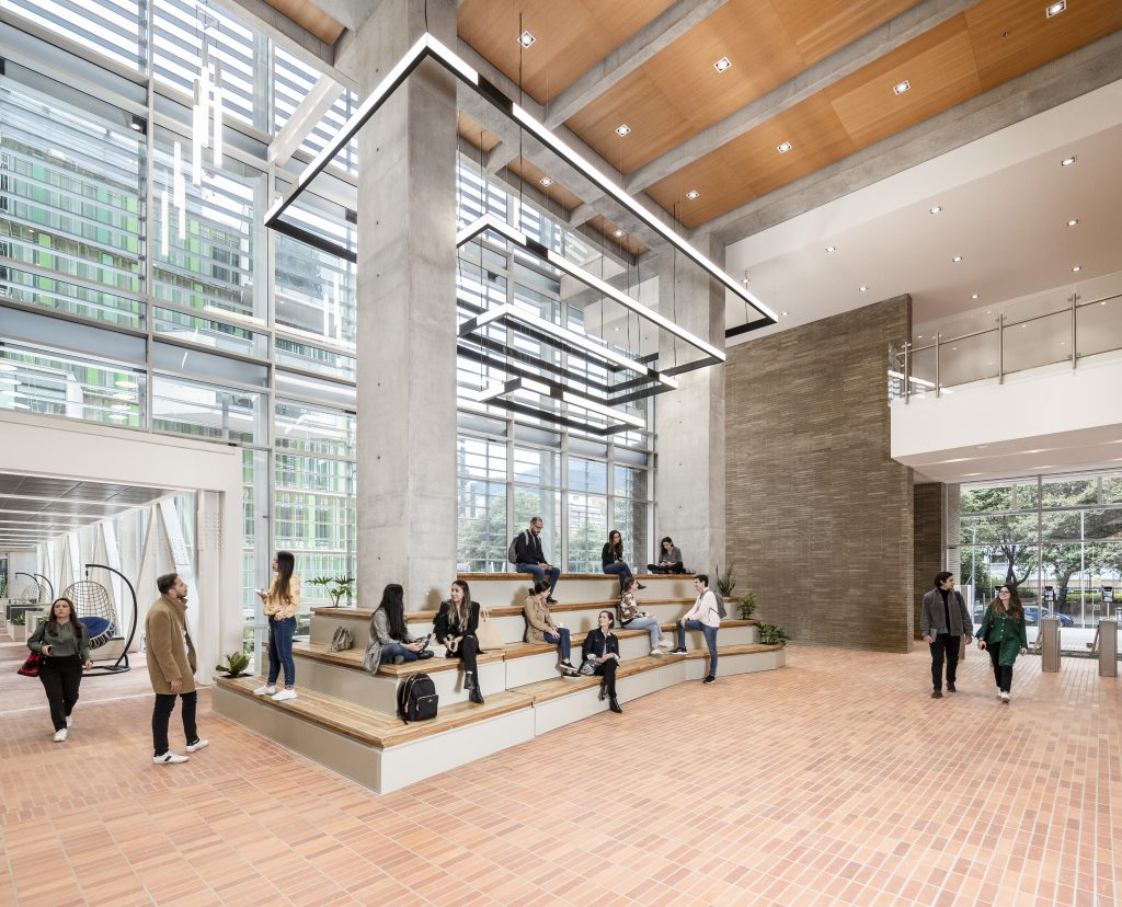 Iluminación Universidad EAN Bogota 01 (1)